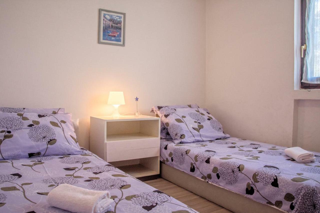 Apartments Jadranovo Bagian luar foto
