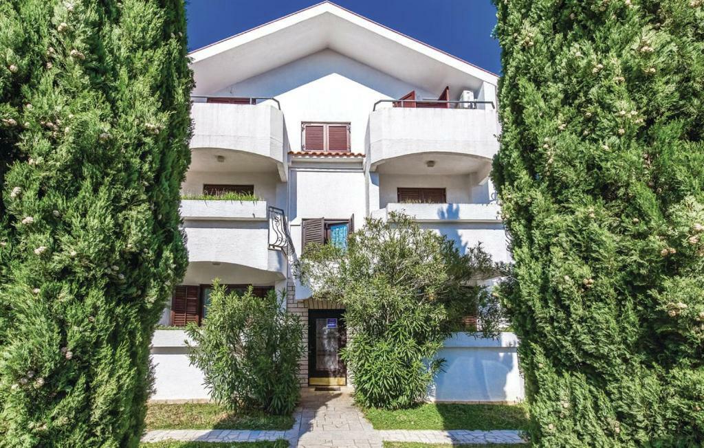 Apartments Jadranovo Bagian luar foto
